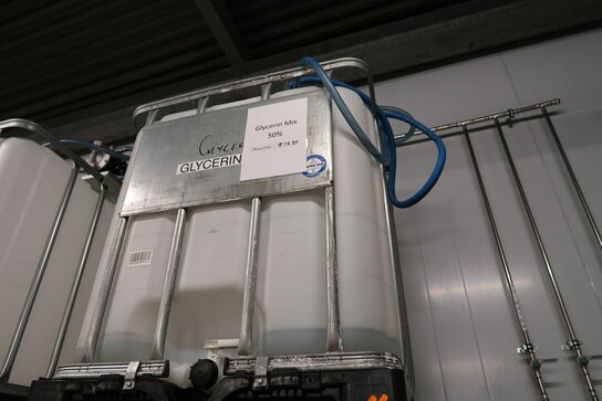 2 stk. palletanke med indhold, samt pumpesystem DENIOS