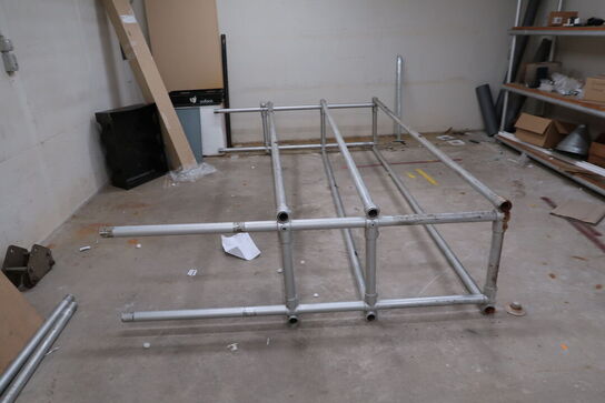 Div. lagerreoler med indhold