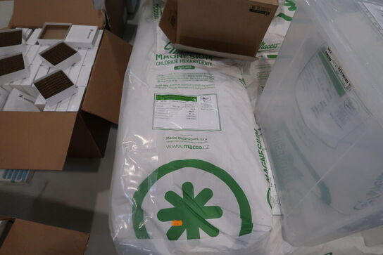 Palle med magnesium chloride hexahydrate, palle med salt SUPRASEL classic m.m.