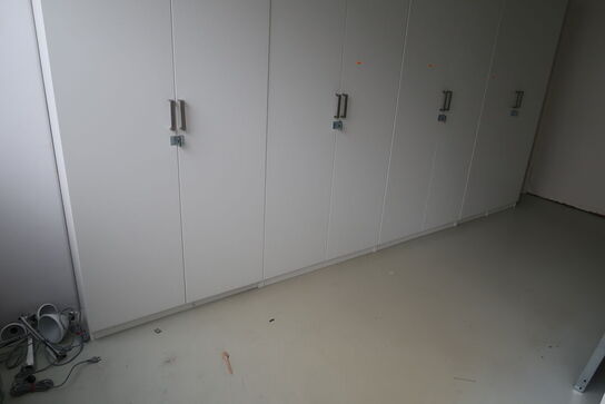 4 stk. dobbeltskabe uden indhold