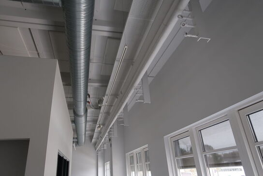 6 stk. skinner med 11 stk. spots LED-spots SUNFLUX 35W Track Light