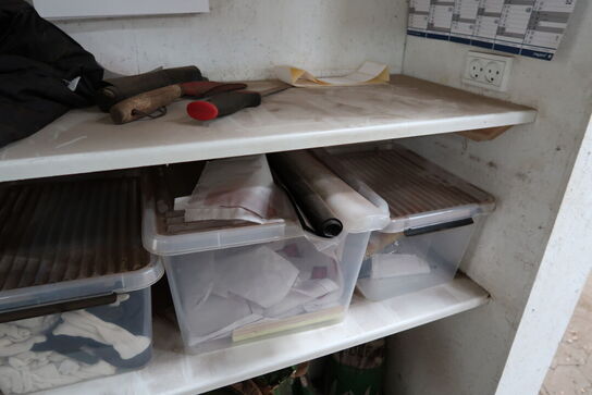 Div. Indhold i reoler