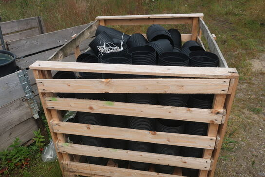 Diverse stativer / potter