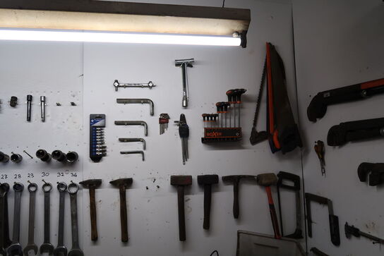 Arbejdsbord med div. Værktøj