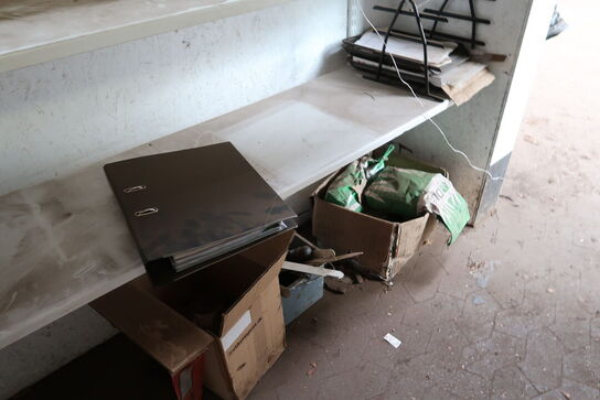 Div. Indhold i reoler