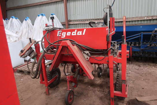 Bedrenser EGEDAL 21043 inkl. hydraulisk redskabsramme (Se vedhæftede faktura)