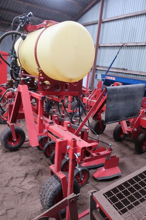 Afskærmet sprøjte EGEDAL 21044 (Se vedhæftede faktura)