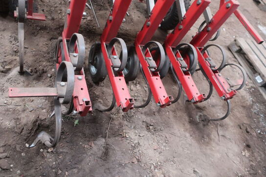 Bedrenser EGEDAL 21043 inkl. hydraulisk redskabsramme (Se vedhæftede faktura)