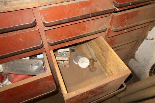 Arbejdsbord med div. Værktøj