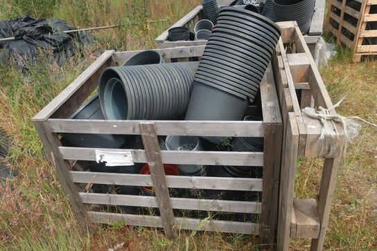 Diverse stativer / potter