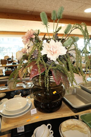 Vase samt div. Planter