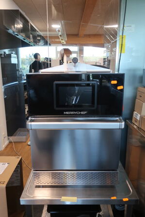 Ovn MERRYCHEF conneX16