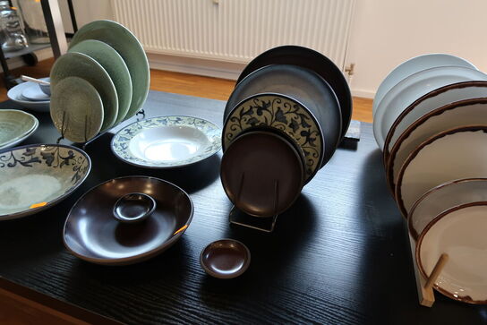 56 stk. tallerkner/fade/skåle DUDSON, TOGNANA
