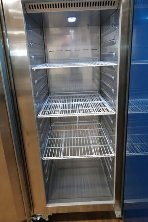 Køleskab TEFCOLD RK710