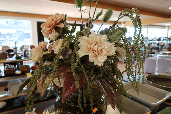 Vase samt div. Planter