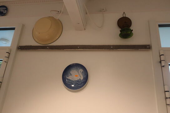 Platter,billeder, pynt m.m. løse ting 