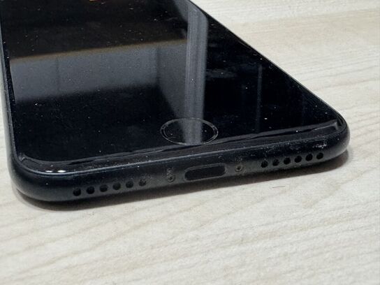 Iphone, APPLE SE 3. generation