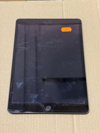Ipad, APPLE A2604