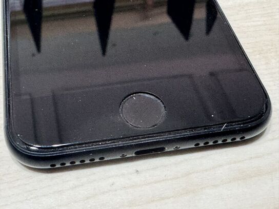 Iphone, APPLE SE 3. generation