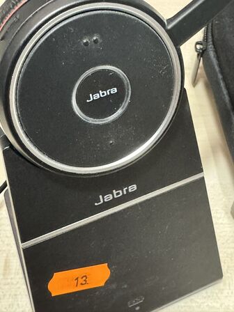 Tastatur APPLE, headset JABRA