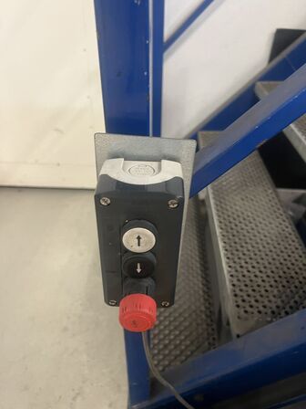 Hævesænkebord EDMO-LIFT på saksestel - max 1000 kg