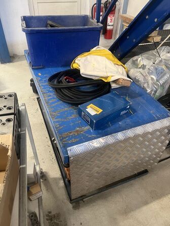 Hævesænkebord EDMO-LIFT på saksestel - max 1000 kg