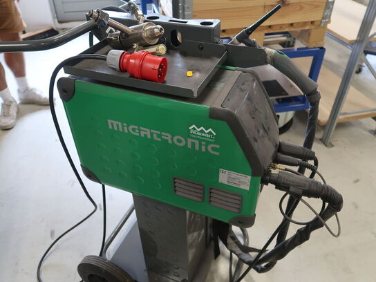 Svejser MIGATRONIC