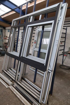 4 stk. Vinduespartier, Plast - Ubrugt (Uden glas)