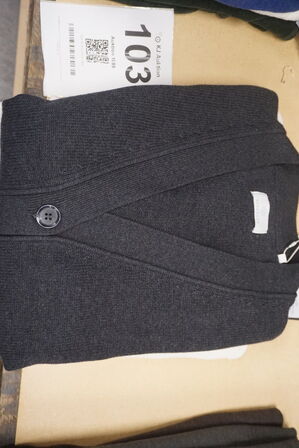 4 stk. Sweatshirts & 1 stk. t-shirt BERKELEY 