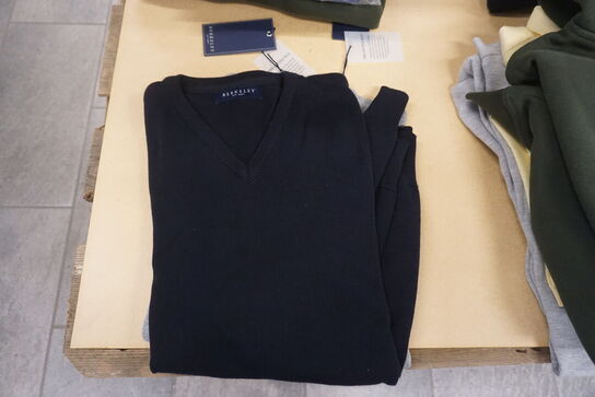 1 stk. Polo & 4 stk. Sweatshirts BERKELEY