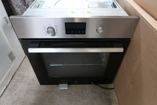 Ovn ELECTROLUX COP810X