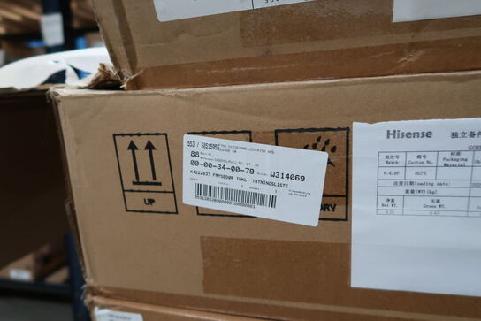 Div. Reservedele bl.a. køleskabsdøre m.m.