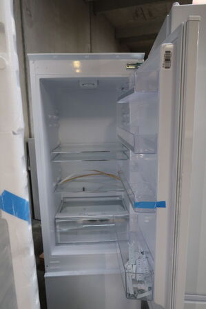 Køle/fryseskab GRAM KFI 301752-2