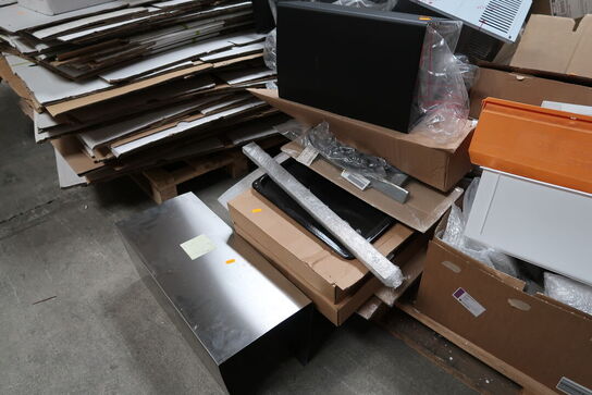 Palle med div. Tilbehør til emhætte m.m.