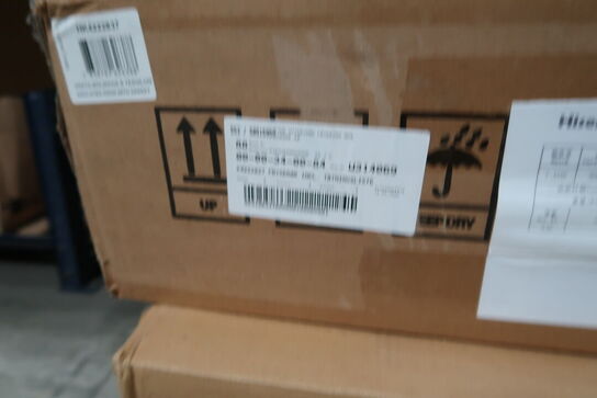 Div. Reservedele bl.a. køleskabsdøre m.m.