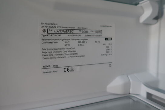 Køle/fryseskab BOSCH KG KGVV29A