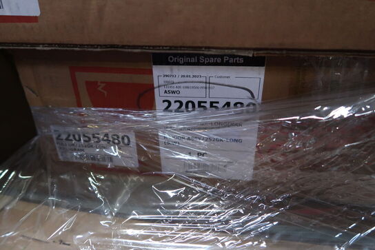 Palle med div. Reservedele bl.a. køleskabsdøre m.m.