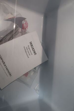 Køleskab SCANDOMESTIC SKB182WE