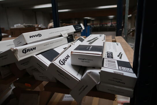 Div. Teleskopudtræk GRAM m.m.