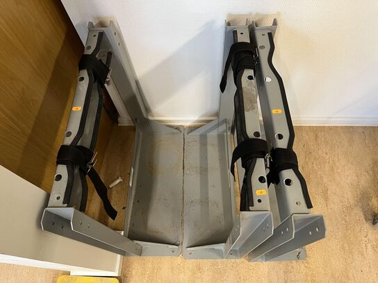 Arbejdsbord plade med stål ben