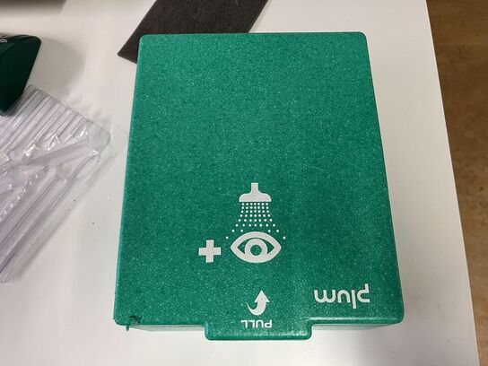 Blandet førstehjælp og sikkerheds udstyr