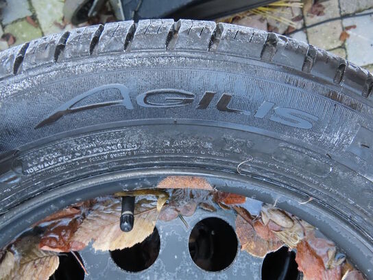 4 stk. sommerdæk på fælge, 215/60R17C 104/102H