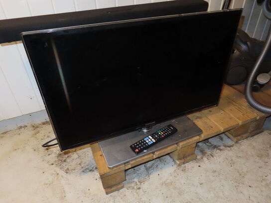 32" LED TV, SAMSUNG UE32D6635 m. fjernbetjening