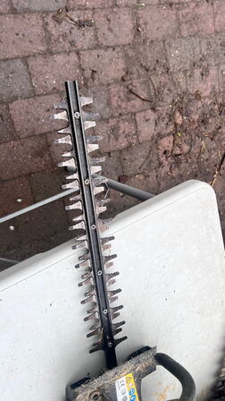 5 stk. have maskiner, kædesav, busrydere og hækklippere