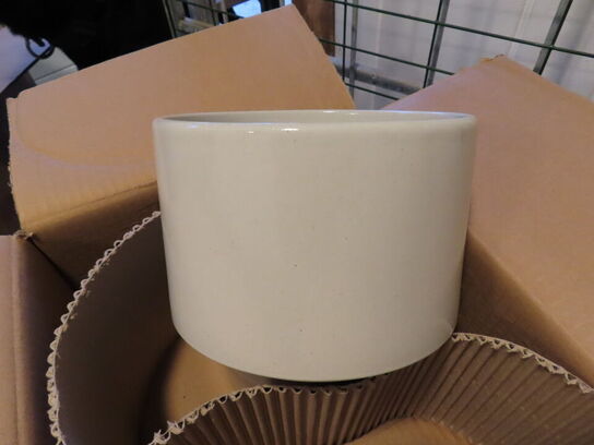 2 stk. krukker, stentøj 18x12 cm, creamhvide