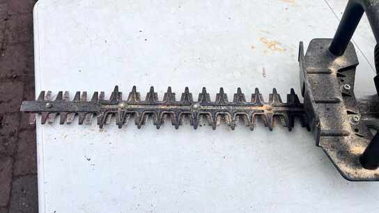 5 stk. have maskiner, kædesav, busrydere og hækklippere