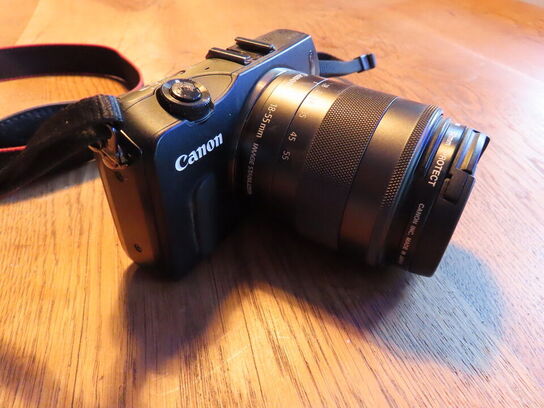 Kamera, CANON EOS M med taske