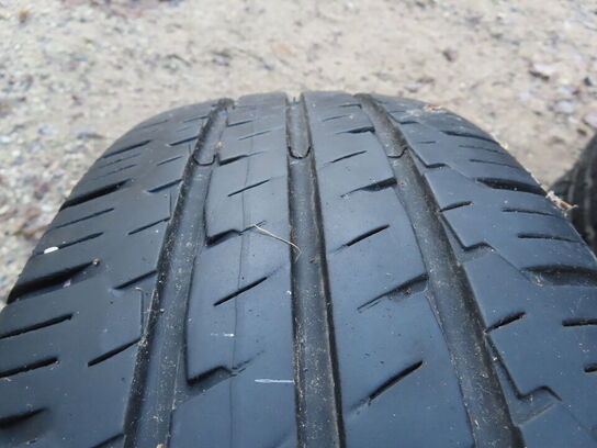 4 stk. helårsdæk på fælge, 205/65R16C 107/105T