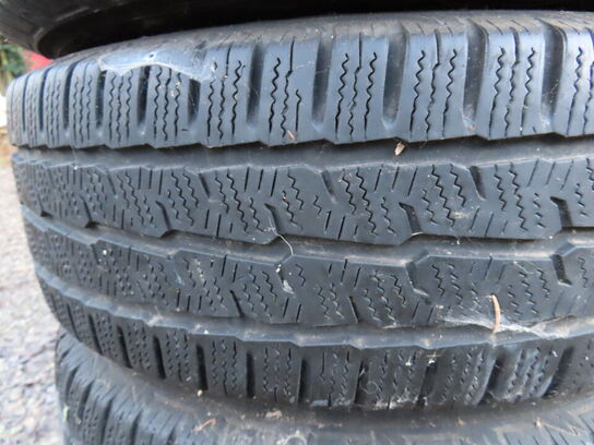 4 stk. sommerdæk på fælge, 215/60R17C 104/102H