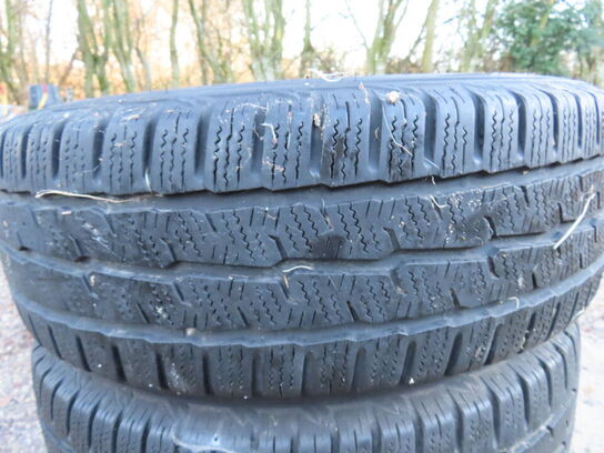 4 stk. sommerdæk på fælge, 215/60R17C 104/102H